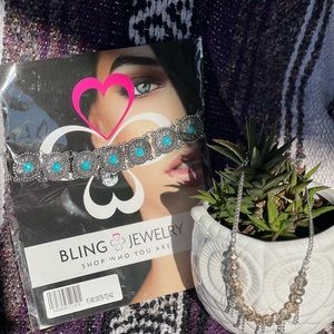 Bundle of 2 necklaces both NEW